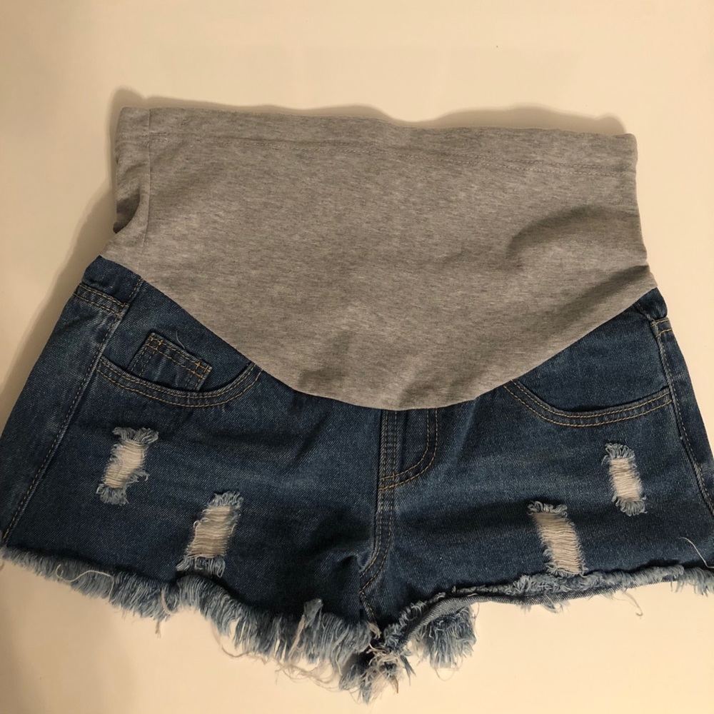 Maternity Shorts NWOT